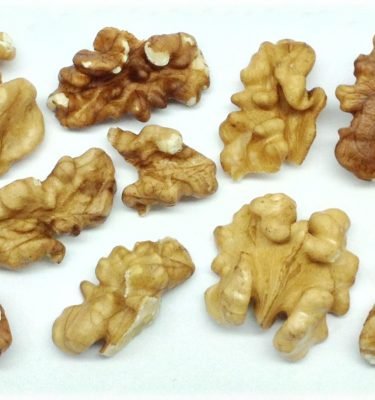 Freshly-Harvested-California-US-1-Raw-shelled-Walnuts